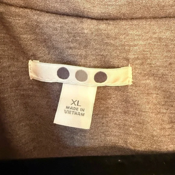 Three Dots Charcoal Puffer Jacket - Picture 2 of 5